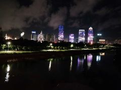 -万绿园