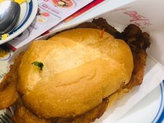 猪扒包-華人 華星冰室(氹仔 店)
