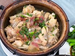 田鸡拼腊肉-容里煲仔饭(利丰北路店)