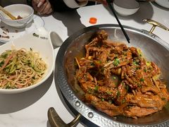 -张大师鸭爪爪特色干锅(南湖店)