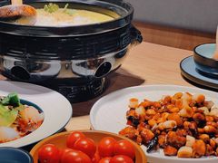 -九锅一堂酸菜鱼(学府凯德店)