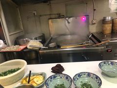 -老新隆牛肉锅贴(新街口店)