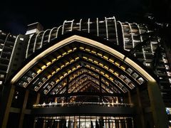 -三亚湾海居铂尔曼度假酒店