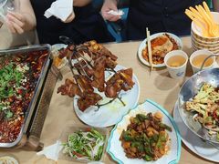 -尕盼舍连锁餐饮大盘鸡拌面王(中和美食街店)