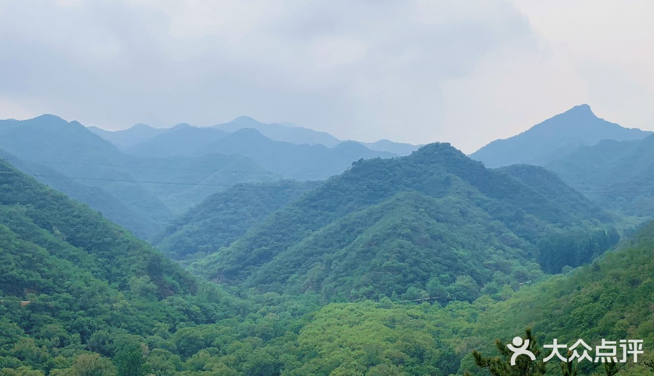 選擇了懷柔區的黃花水長城,有山有水