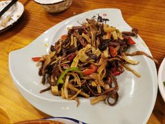 -小厨子私房菜·云南美食店
