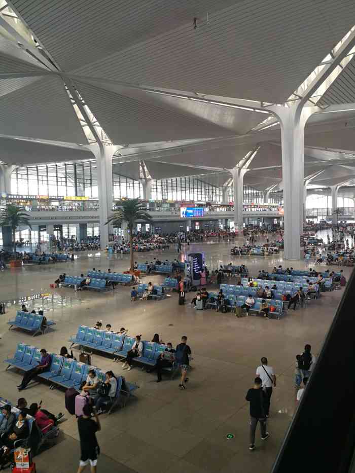 太原南站-"之前一直做为中转站,换车不用出站真的非常.