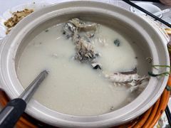 -天乐农家鱼头王(天目湖店)