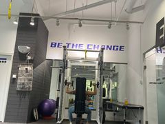 -汗水空间私教健身连锁(SM广场店)