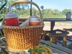 -乌托邦酒吧和餐厅