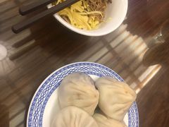 小笼包-笑来喜馄饨小笼工坊店(湖滨街店)