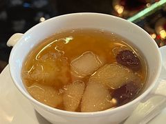 枣皇雪莲子炖津梨-北京四季酒店·采逸轩