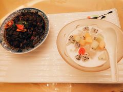 -山明水秀大饭店