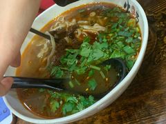 -牛吃草牛肉面牛杂面(桐城路店)