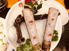 竹筒鲜虾滑-一斗火锅·招财羊毛肚(北温泉九号店)
