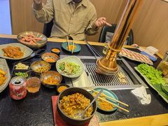 -臻牛烤肉