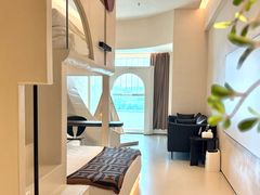 -芷迹江景酒店(五一广场汇景城店)