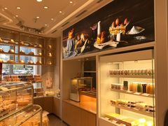 面包甜点陈列柜-好利来(光华中心店)