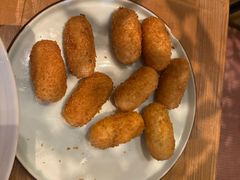 -临界音乐酒馆·小龙虾·江湖菜(华熙LIVE·鱼洞店)