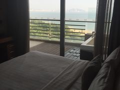 -三亚湾海居铂尔曼度假酒店