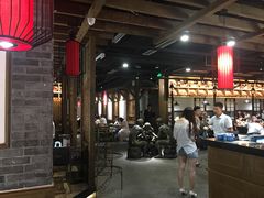 -红九格老火锅(三峡广场店)