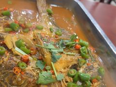 -湖南人家湘菜馆(镇江路店)
