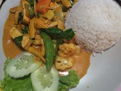-Jungle Kitchen
