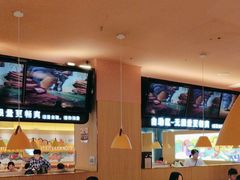 -小鱼小牛(世欧广场店)