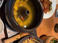 -云海肴·汽锅鸡·云南菜(天山百盛优客店)