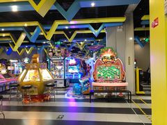 -反斗乐园π·电玩·高空拓展·蹦床(龙华天虹店)