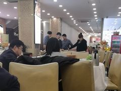 -粤盛海鲜平价店(洛溪食街店)