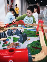 -奈尔宝·儿童乐园·亲子餐厅(华采天地店)