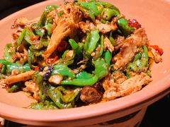 擂辣椒手撕鸡-吃饭皇帝大(解放西路店)