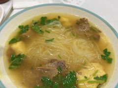 牛肉咖喱粉丝汤-小杨生煎(龙之梦购物中心店)