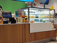 -奈雪的茶(优特汇店)