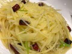 炝拌土豆丝-壹鲦鱼·烤鱼·烧烤(泉城路店)