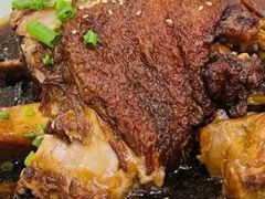 -老码头黑皮肘子锅包肉(赣水路店)