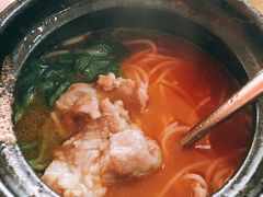 -李记特色罐罐米线(重庆中环大厦店)