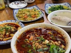 血旺肥肠-双流老字号董蹄花(机场南四路店)