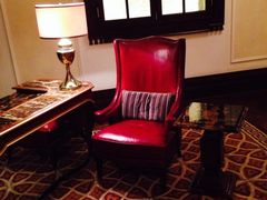 iphone_upload_pic-LONG BAR 廊吧(外滩华尔道夫酒店)