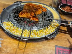 -青瓦炭韩潮烤肉(花园道店)