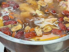 -广宁炭炉鸡煲·富临门饭店