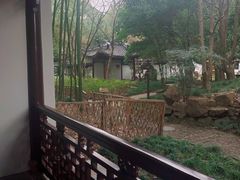 -汇龙潭