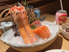 三文鱼刺身-虹料理·日料放题(悠方店)