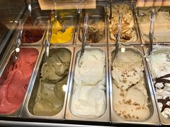 黑巧克力冰激凌-VENCHI 闻绮(北京国贸商城店)