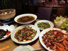 -临界音乐酒馆·小龙虾·江湖菜(华熙LIVE·鱼洞店)