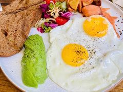 -Brut Eatery悦璞食堂(建国东路店)