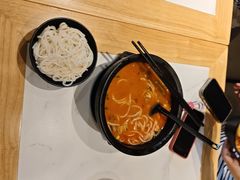 -鸡汤过桥·过桥米线