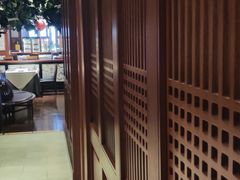 -八府香鸭·啫啫煲(华山路店)