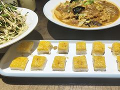 -东口码头·烧鸽子·鱼头泡饼·地方菜(金鹰悦城店)